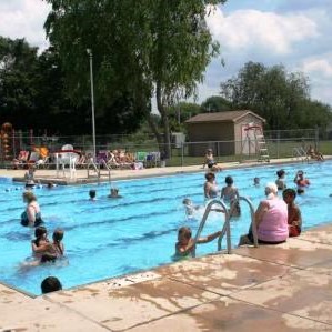 Algonquin, IL / Swimming Pool